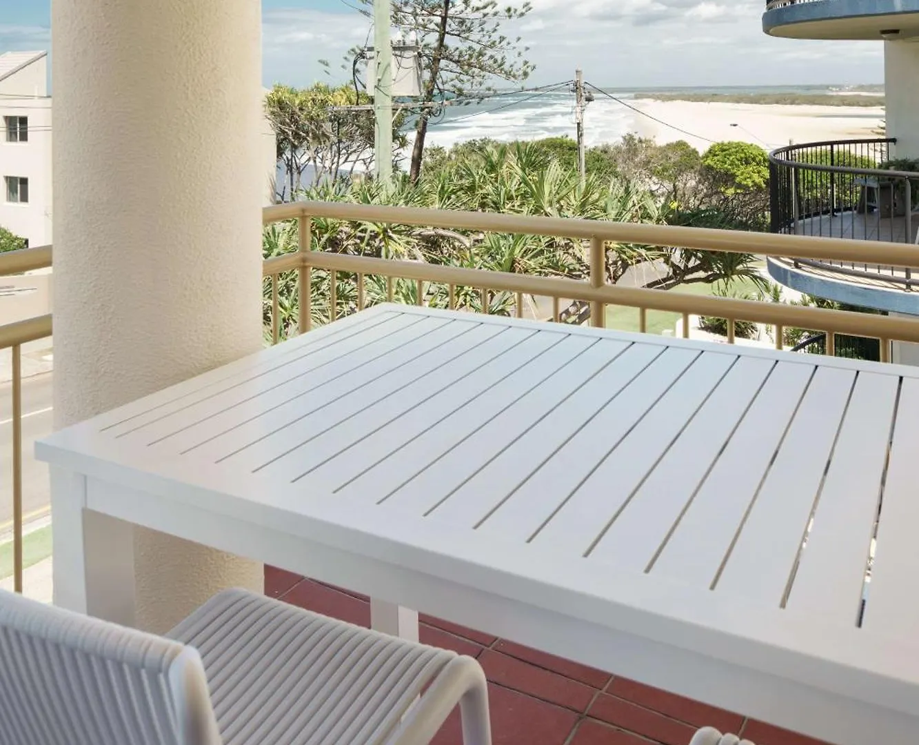 Kokomo Coastal Charm In Happy Valley Caloundra