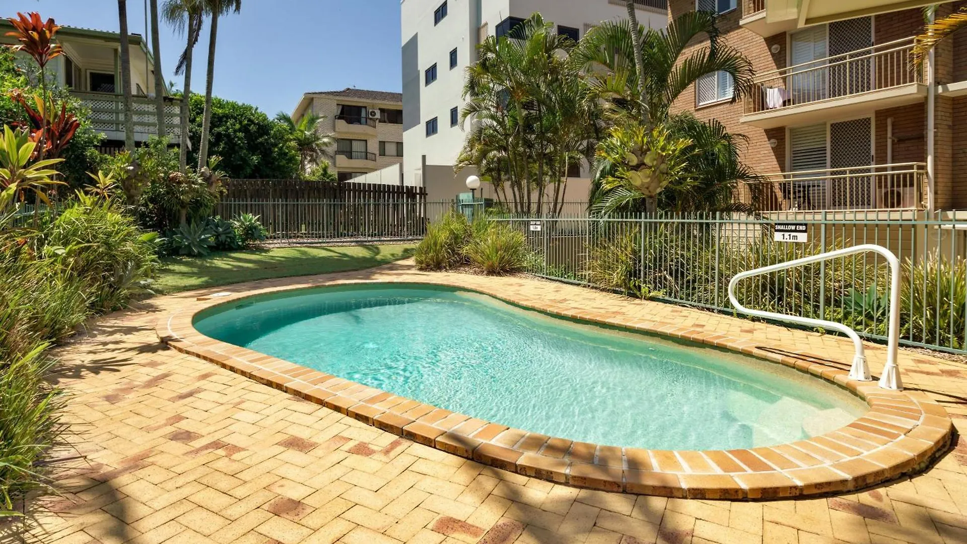 Kokomo Coastal Charm In Happy Valley Caloundra Apartament